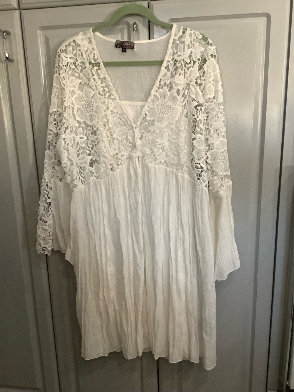 J. Gee White Lace Boho V-Neck Nightdress, Crinkle Floral Lace Detail Plus Sz 3X